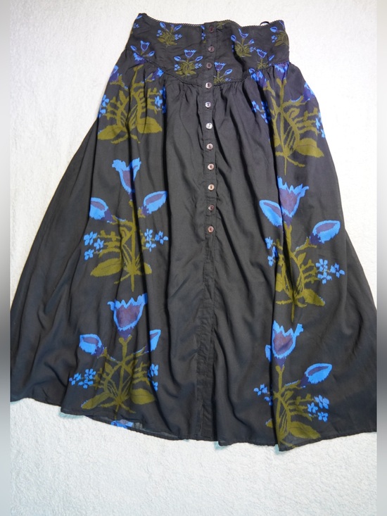Free People Dresses & Skirts - Free People Boho Black Floral Button-Front Maxi Skirt Smocked waist Size M